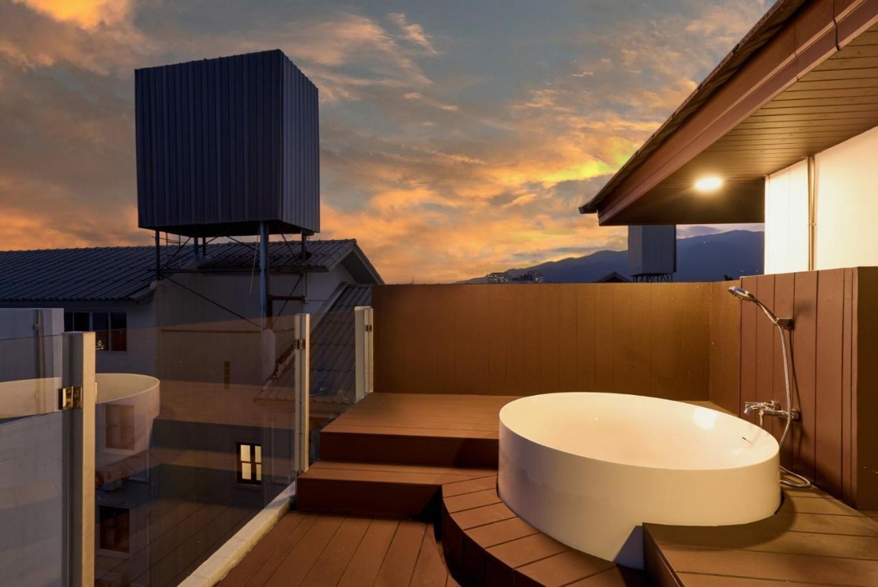 Be Phrasingh Hotel Chiang Mai Exterior foto