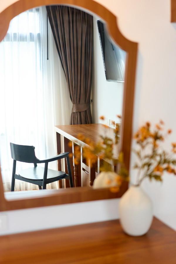 Be Phrasingh Hotel Chiang Mai Exterior foto